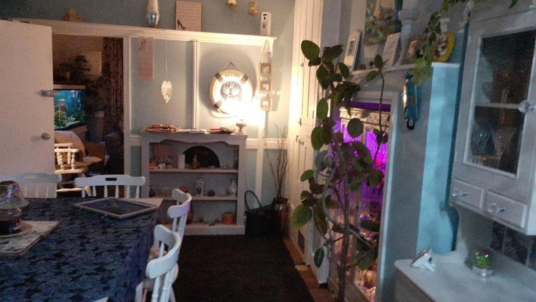 Marjune Guest House Уеймут Екстериор снимка