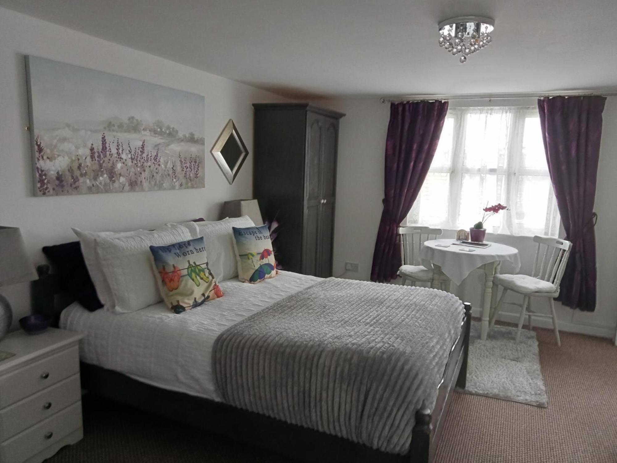 Marjune Guest House Уеймут Екстериор снимка