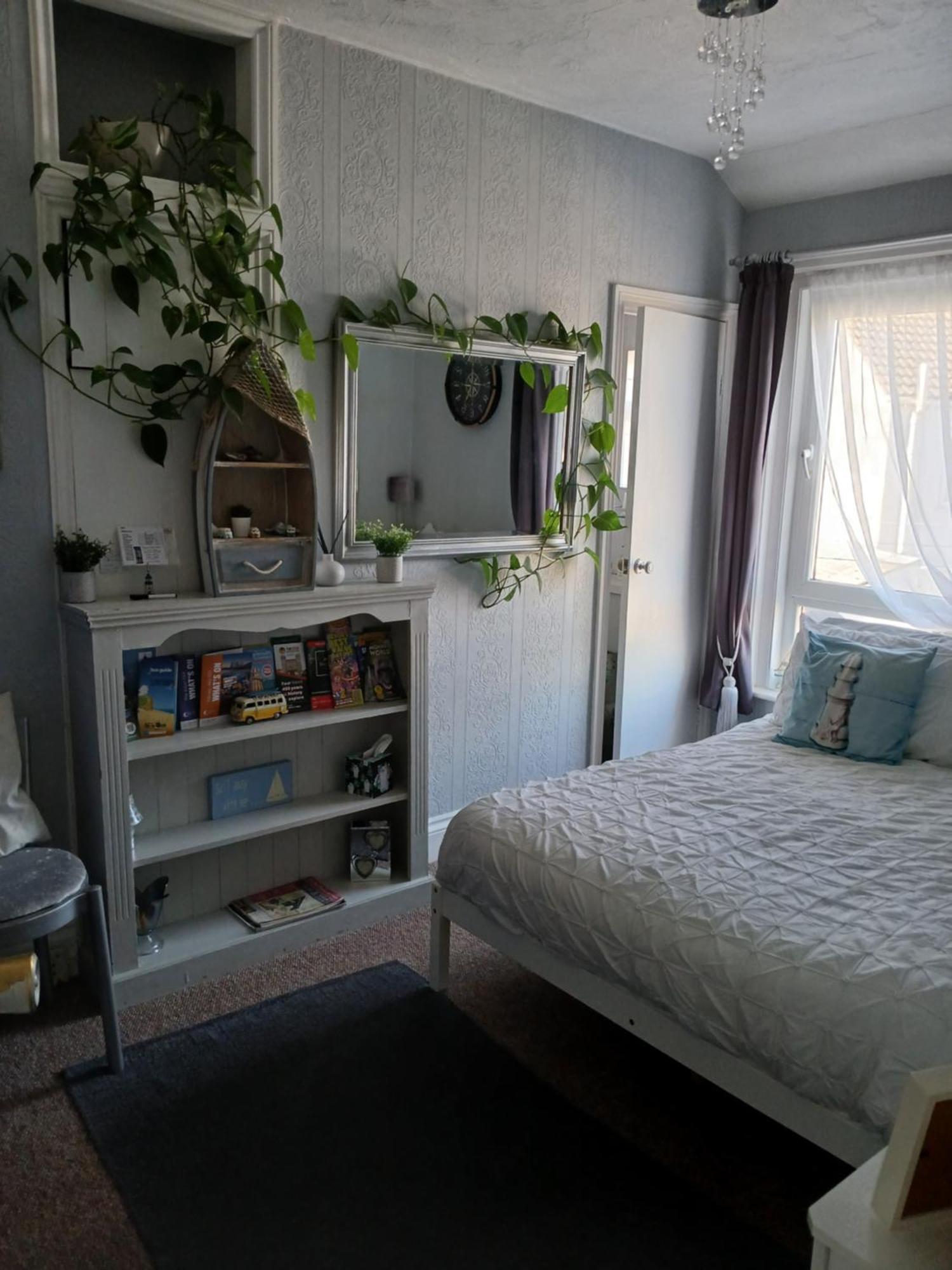 Marjune Guest House Уеймут Екстериор снимка