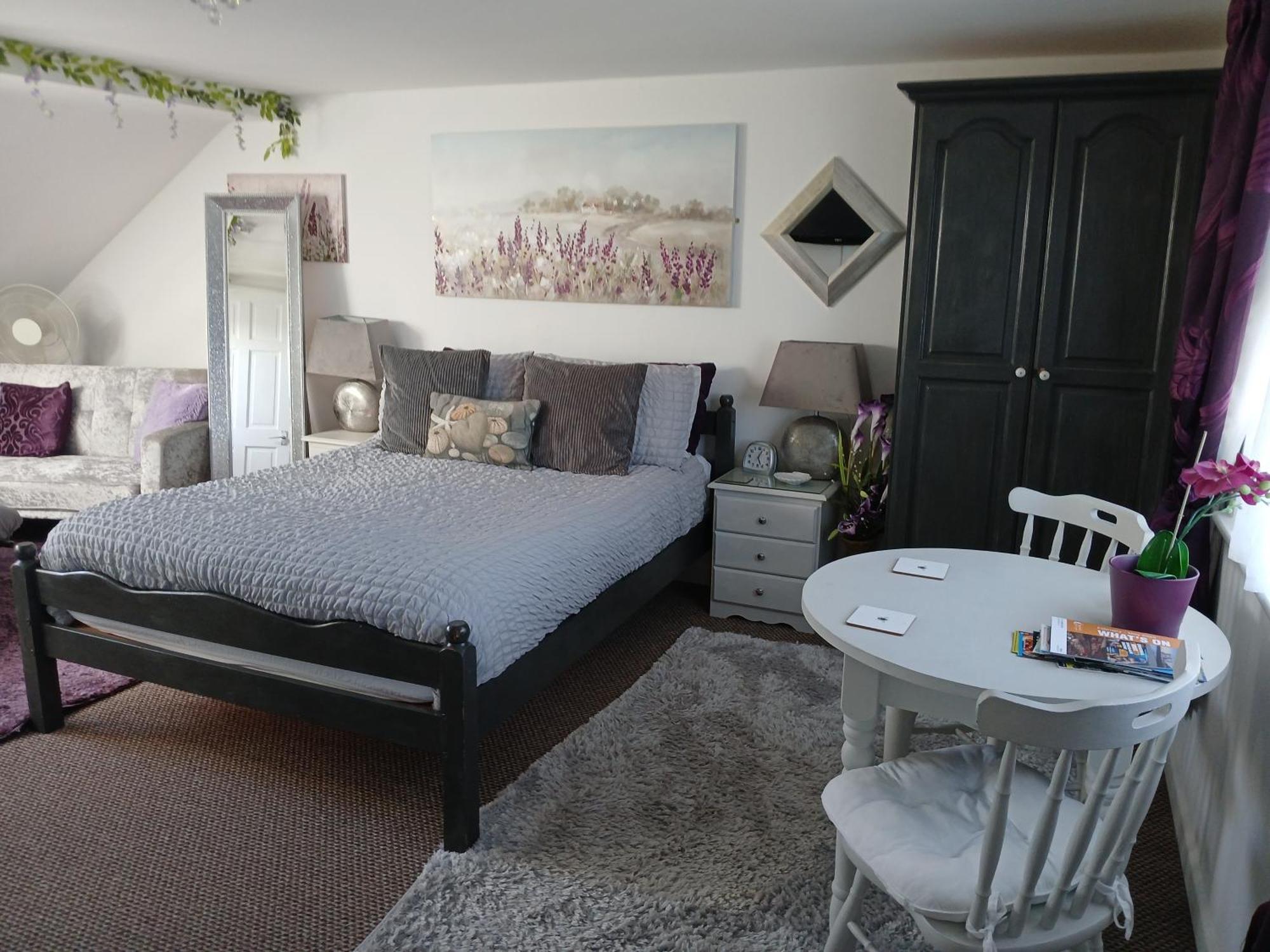 Marjune Guest House Уеймут Екстериор снимка
